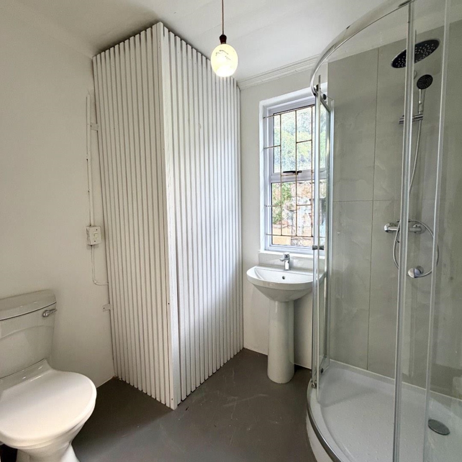 To Let 6 Bedroom Property for Rent in Muizenberg Western Cape